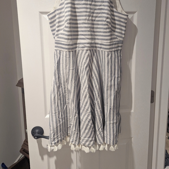 NWNT Eliza J Grey Stripe Tassel Dress - Picture 7 of 7